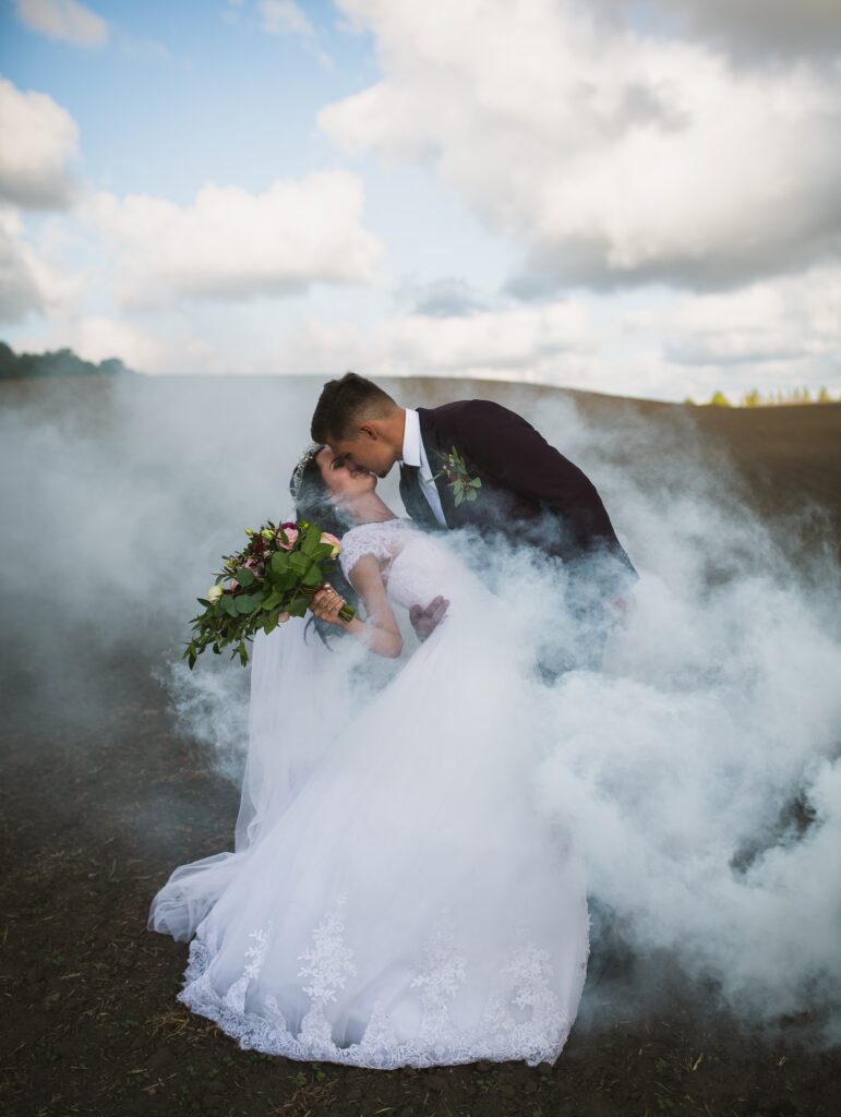 Wedding Photography Tips For Beginners